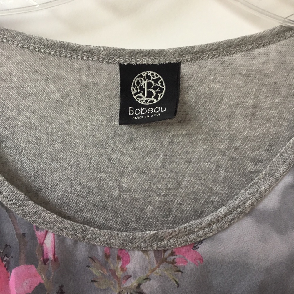 Blouse - Picture 2 of 3